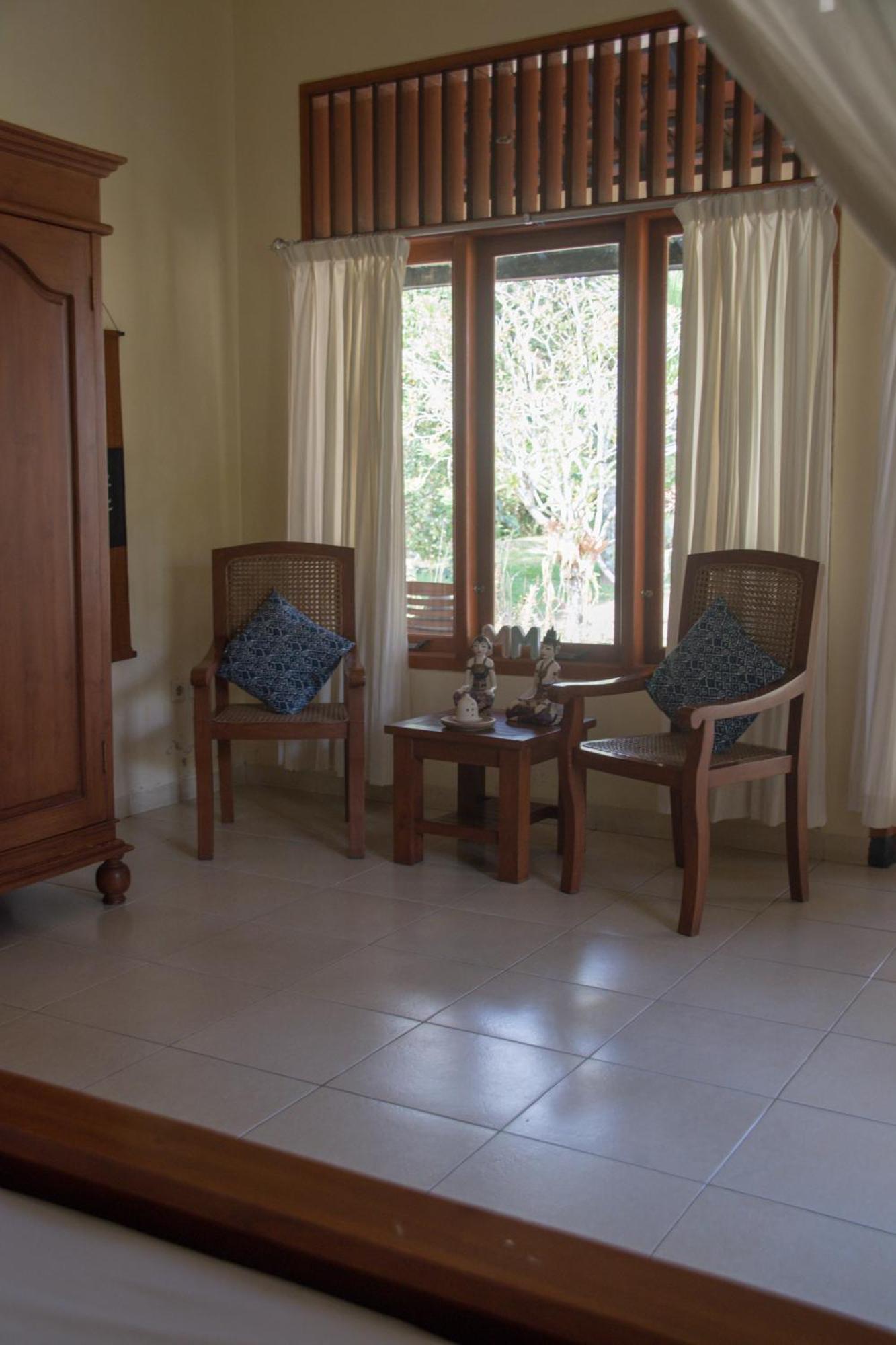 Guesthouse Rumah Senang Kalibaru Екстер'єр фото