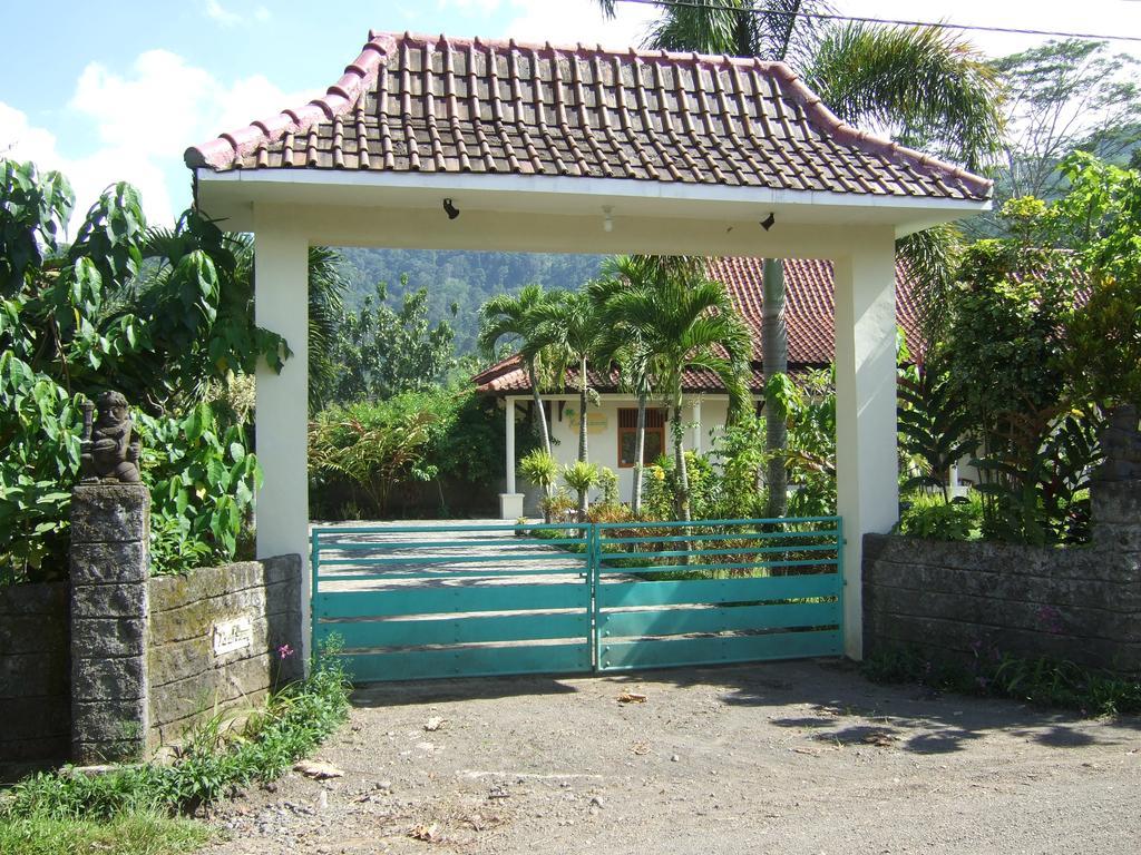 Guesthouse Rumah Senang Kalibaru Екстер'єр фото