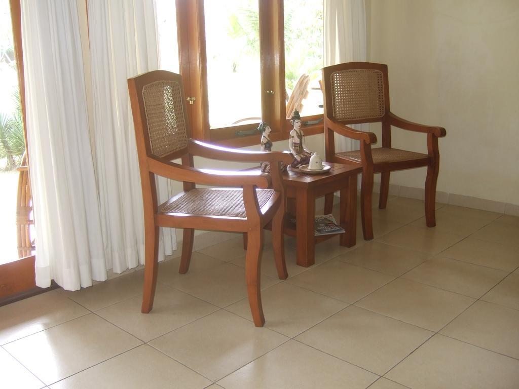Guesthouse Rumah Senang Kalibaru Екстер'єр фото