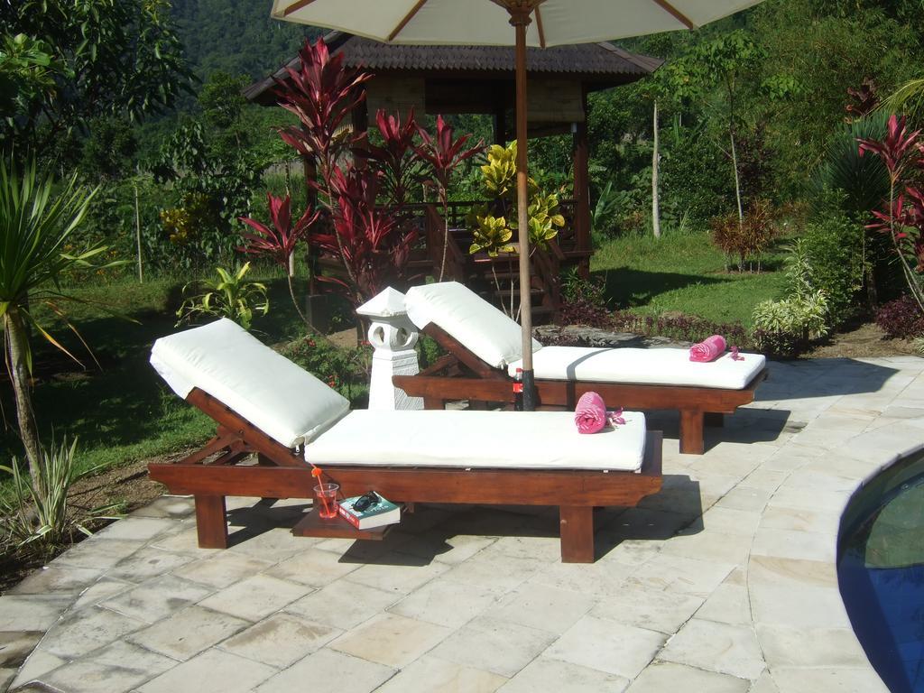 Guesthouse Rumah Senang Kalibaru Екстер'єр фото